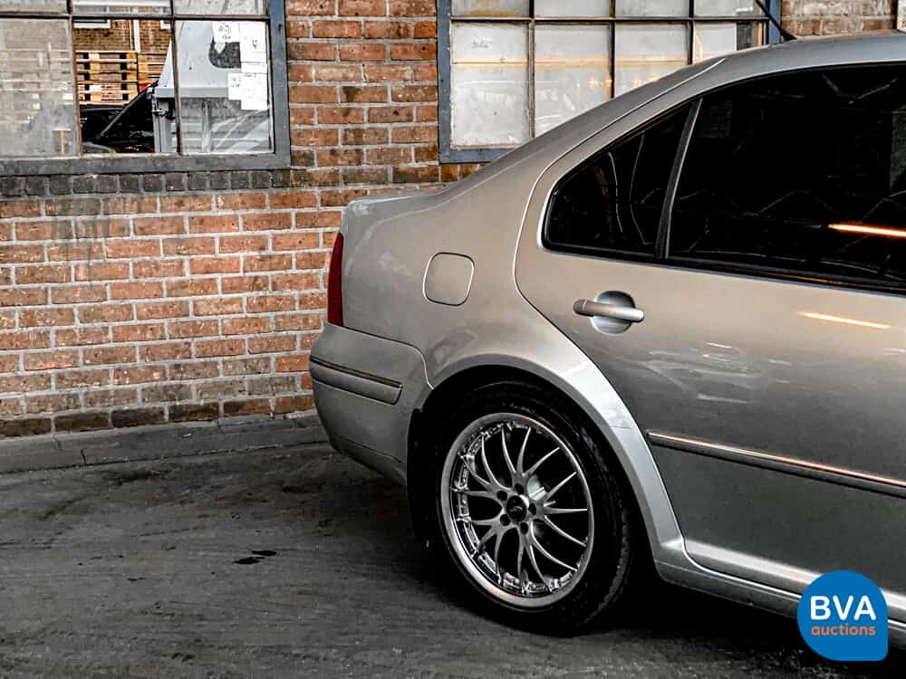 Volkswagen Bora 2.8 V6 4Motion Highline 204pk 2002 -YOUNGTIMER-