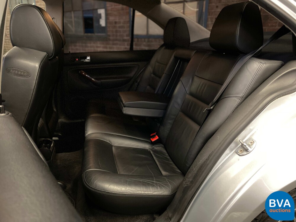 Volkswagen Bora 2.8 V6 4Motion Highline 204pk 2002 -YOUNGTIMER-