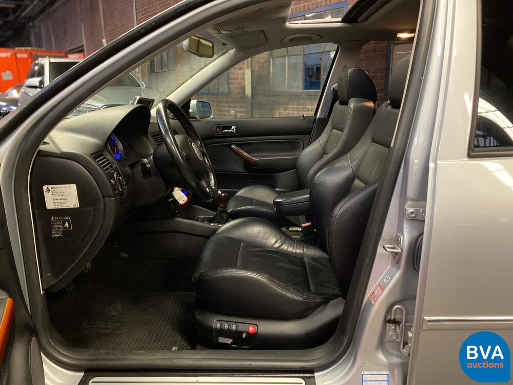 Volkswagen Bora 2.8 V6 4Motion Highline 204pk 2002 -YOUNGTIMER-