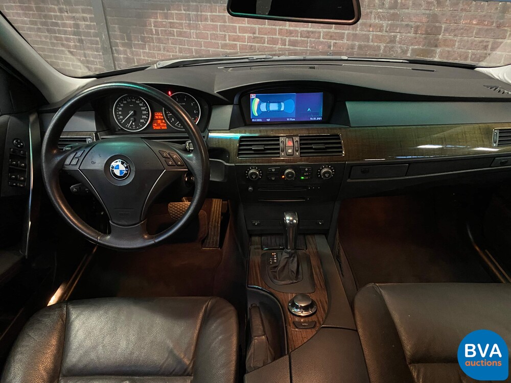 BMW 545i Executive E60 4.4 V8 333pk 2003 -YOUNGTIMER- 5-serie