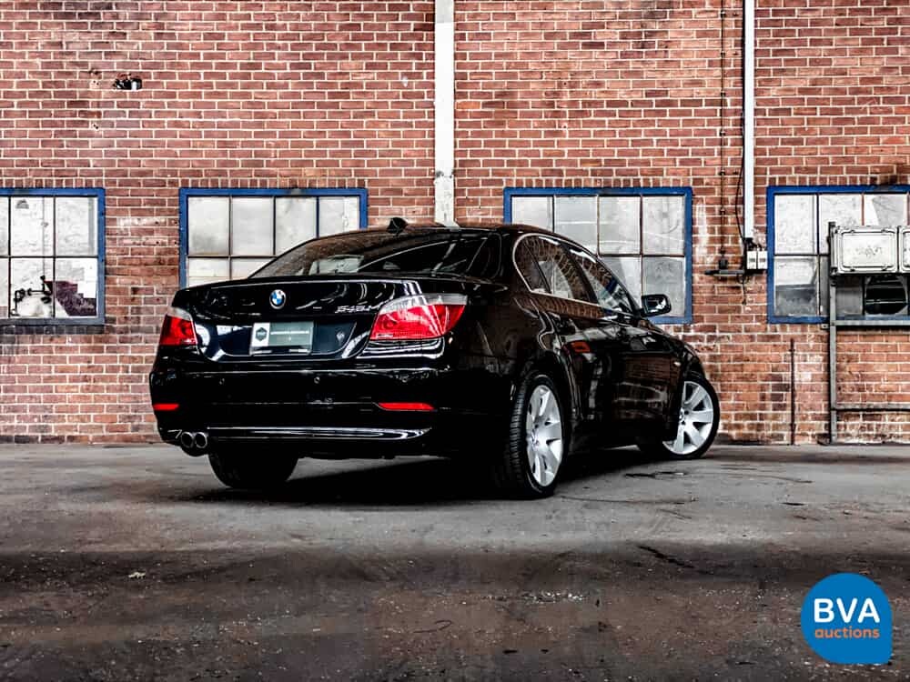 BMW 545i Executive E60 4.4 V8 333pk 2003 -YOUNGTIMER- 5-serie