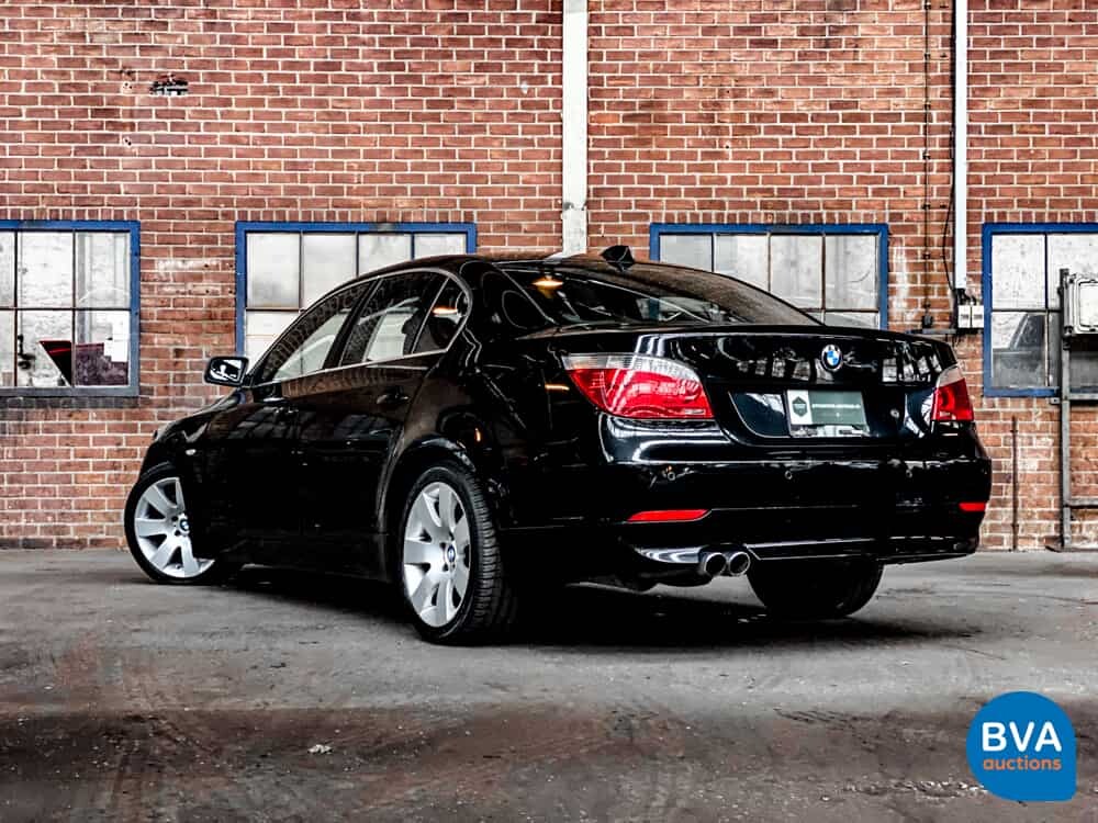 BMW 545i Executive E60 4.4 V8 333pk 2003 -YOUNGTIMER- 5-serie