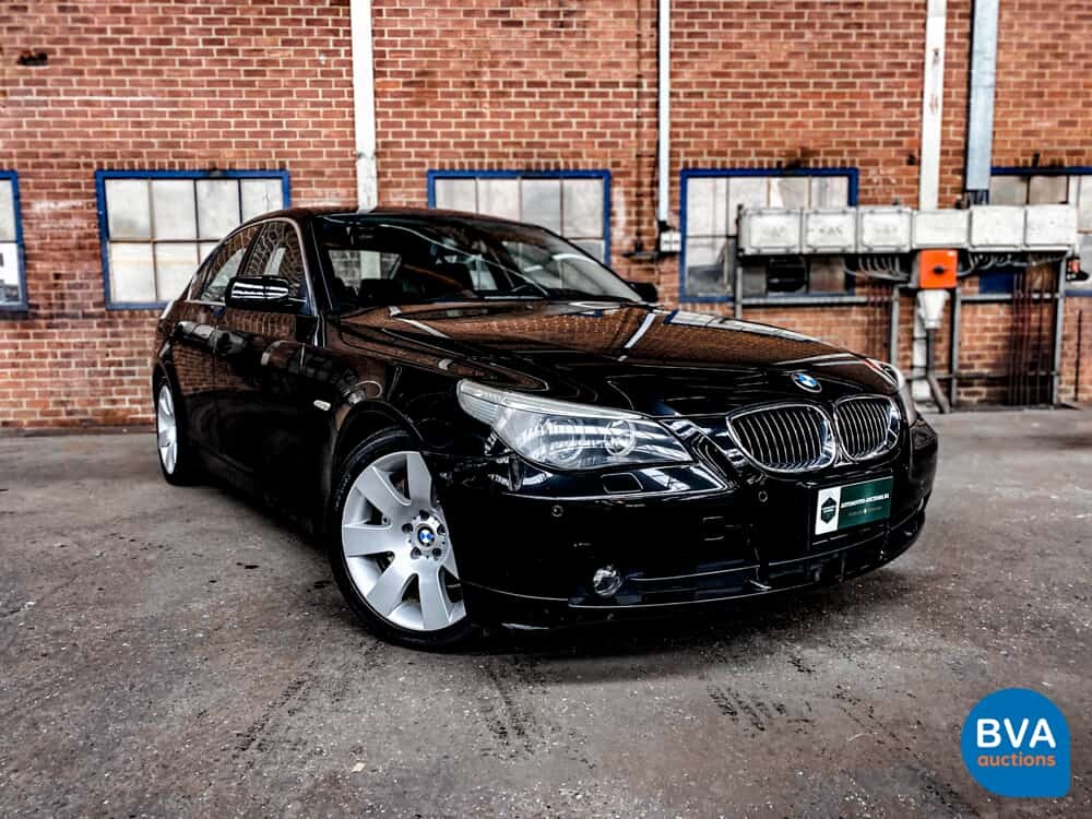 BMW 545i Executive E60 4.4 V8 333pk 2003 -YOUNGTIMER- 5-serie