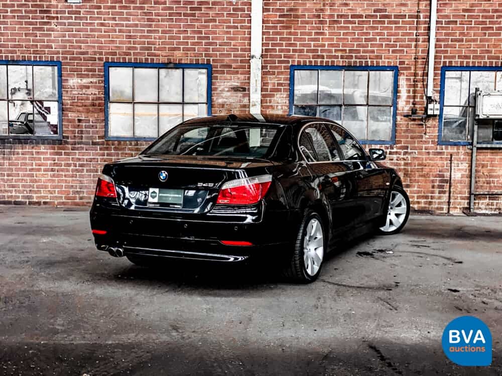 BMW 545i Executive E60 4.4 V8 333pk 2003 -YOUNGTIMER- 5-serie