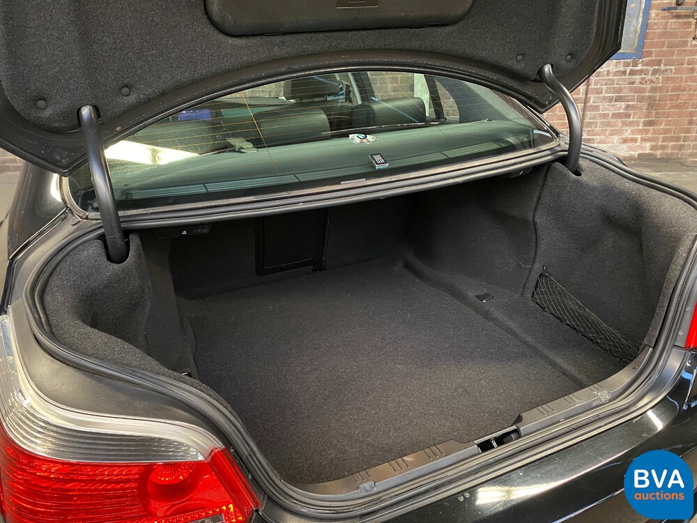 BMW 545i Executive E60 4.4 V8 333pk 2003 -YOUNGTIMER- 5-serie
