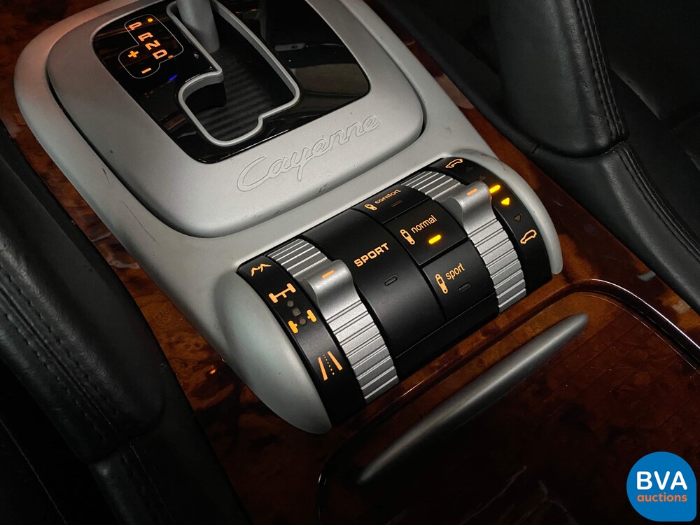 Porsche Cayenne Turbo 4.8 V8 500pk 2007