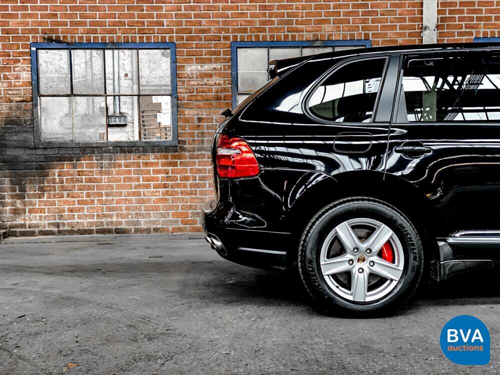 Porsche Cayenne Turbo 4.8 V8 500pk 2007