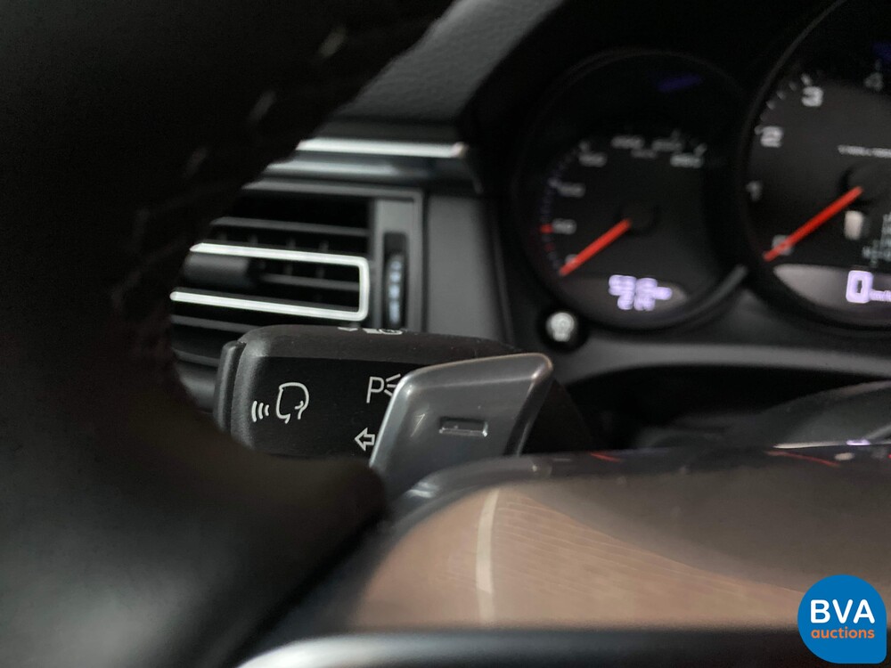 Porsche Macan 245pk PDK 2021 -GARANTIE-