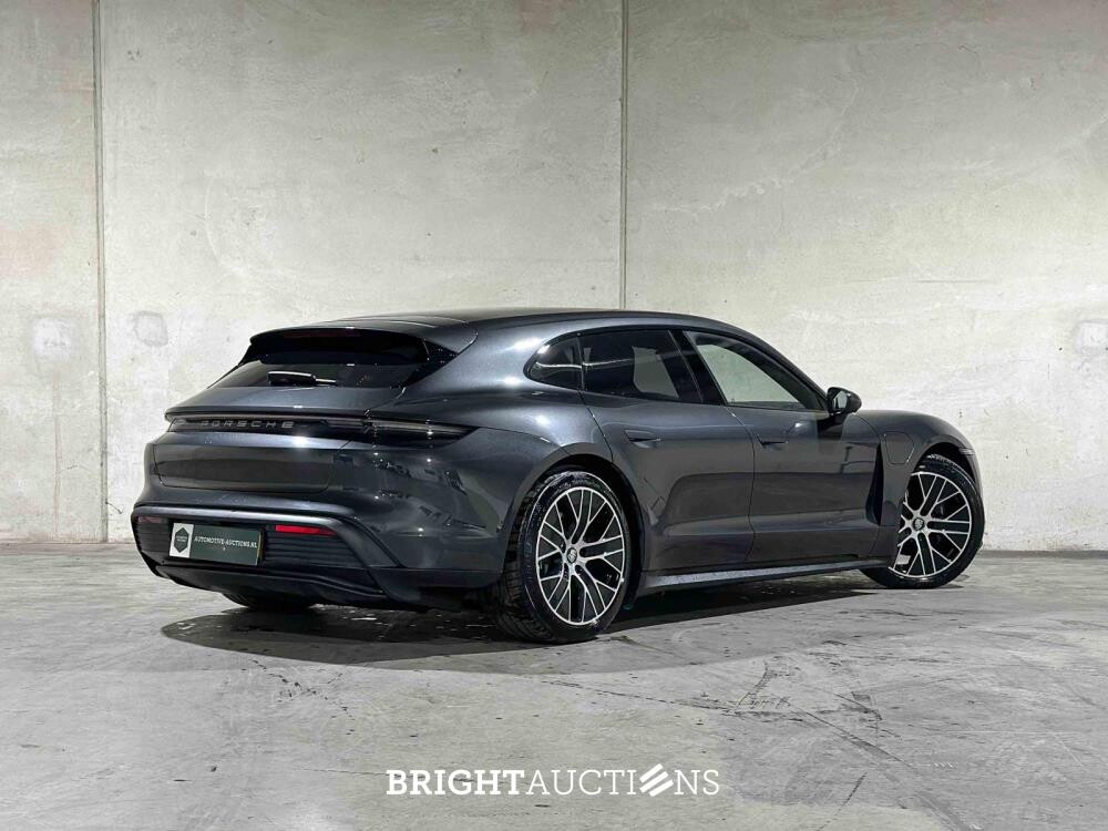 Porsche Taycan Sport Turismo 79 kWh (Sport Chrono) 326pk 2022 (Origineel-NL), P-959-PG - 033-K0X