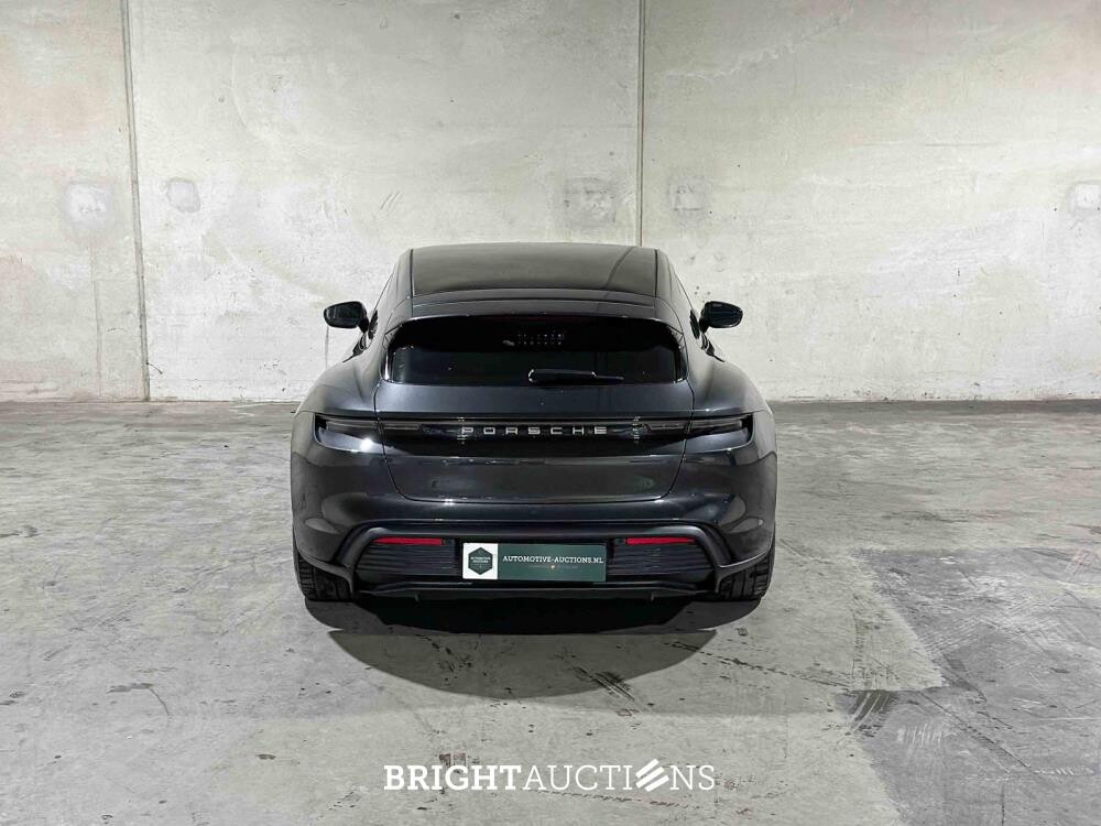 Porsche Taycan Sport Turismo 79 kWh (Sport Chrono) 326pk 2022 (Origineel-NL), P-959-PG - 033-K0X