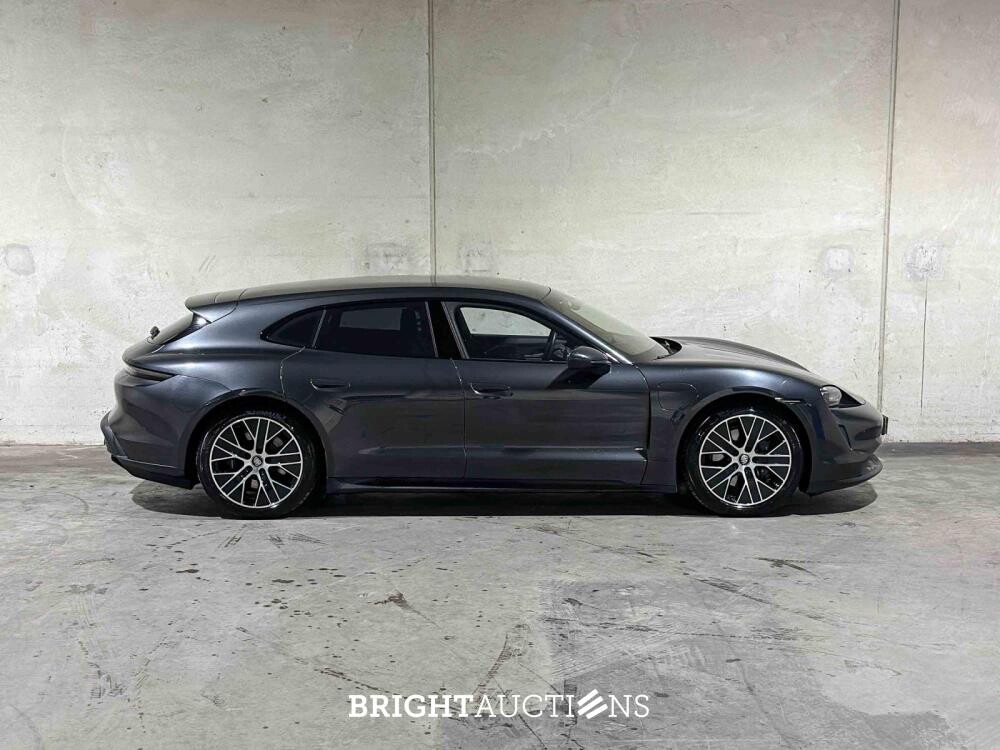 Porsche Taycan Sport Turismo 79 kWh (Sport Chrono) 326pk 2022 (Origineel-NL), P-959-PG - 033-K0X