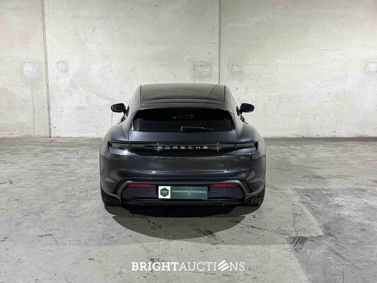 Porsche Taycan Sport Turismo 79 kWh 326pk 2022 (Origineel-NL), P-959-PG - 033-K0X