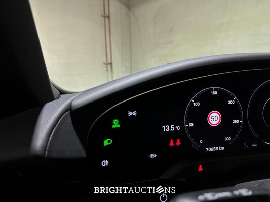 Porsche Taycan Sport Turismo 79 kWh 326pk 2022 (Origineel-NL), P-959-PG - 033-K0X