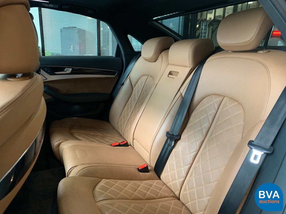 Audi A8 3.0 TDI Quattro 262pk 2017 -Org NL- FACELIFT, NV-472-X