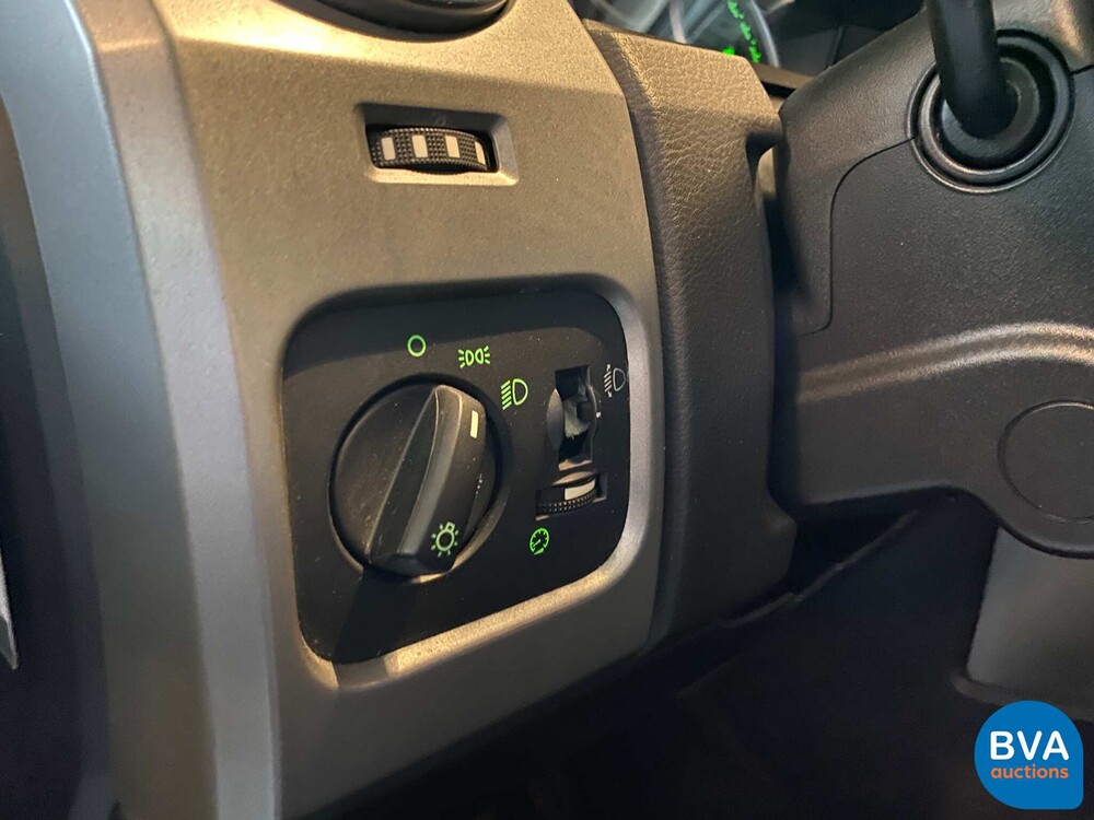 Land Rover Discovery 2.7 TdV6 S 190pk 2008 -Org NL-, 61-ZG-DZ