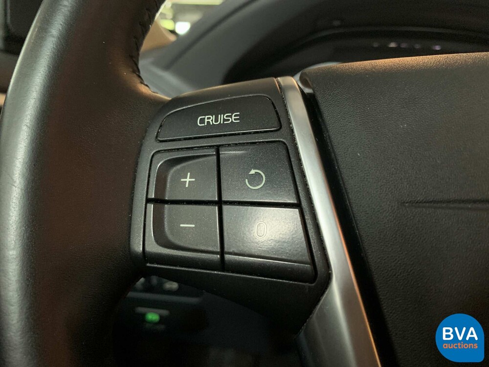 Volvo XC60 2.0 T5 Momentum 241pk 2011 -Org NL-, 81-PZG-6