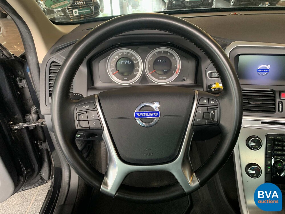 Volvo XC60 2.0 T5 Momentum 241pk 2011 -Org NL-, 81-PZG-6