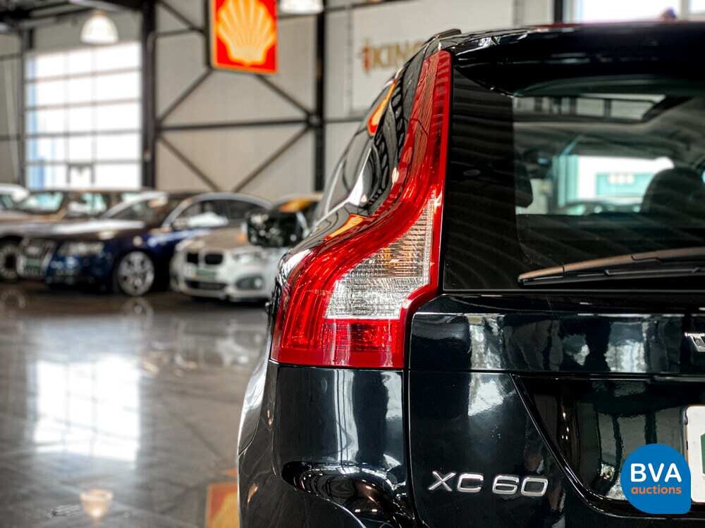 Volvo XC60 2.0 T5 Momentum 241pk 2011 -Org NL-, 81-PZG-6