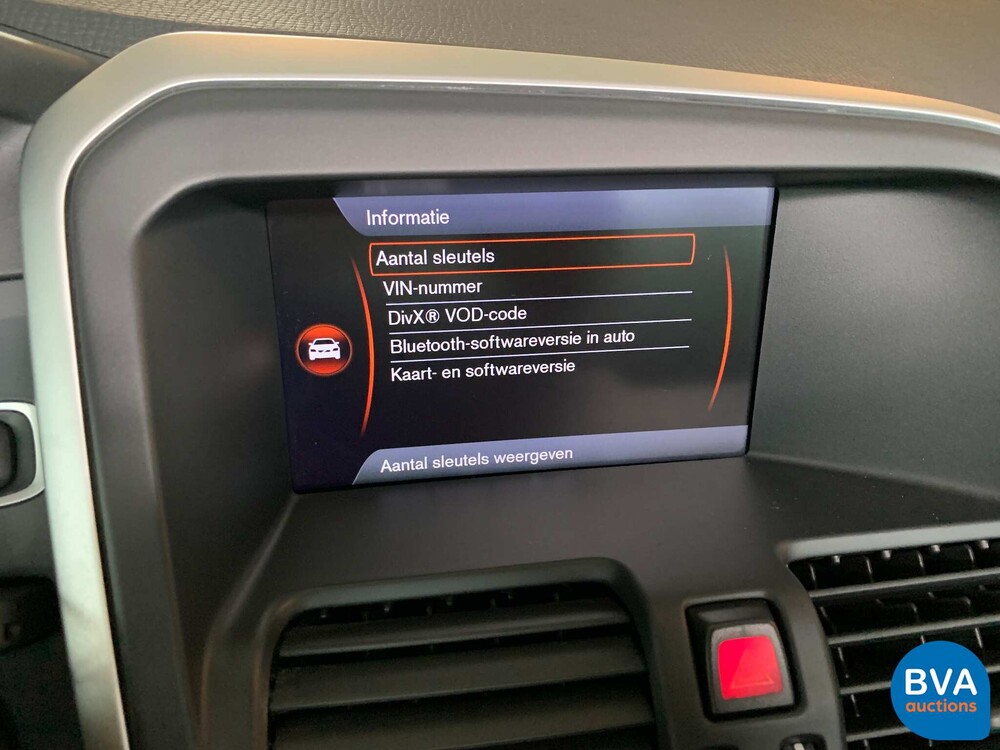 Volvo XC60 2.0 T5 Momentum 241pk 2011 -Org NL-, 81-PZG-6