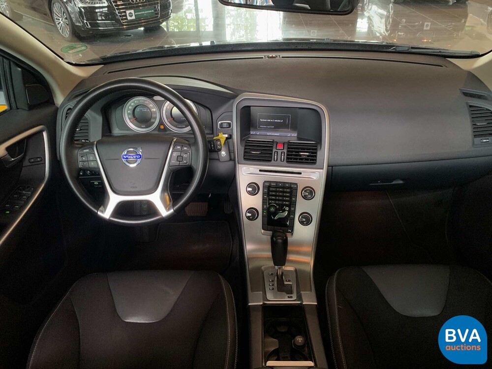 Volvo XC60 2.0 T5 Momentum 241pk 2011 -Org NL-, 81-PZG-6