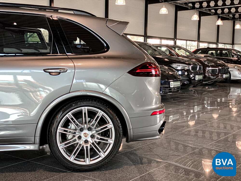 Porsche Cayenne 4.2 DS SportChrono 385PS 2017 Facelift -Org. NL, ND-061-B.