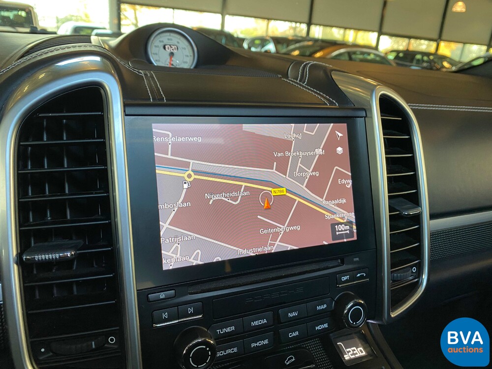 Porsche Cayenne 4.2 DS SportChrono 385PS 2017 Facelift -Org. NL, ND-061-B.