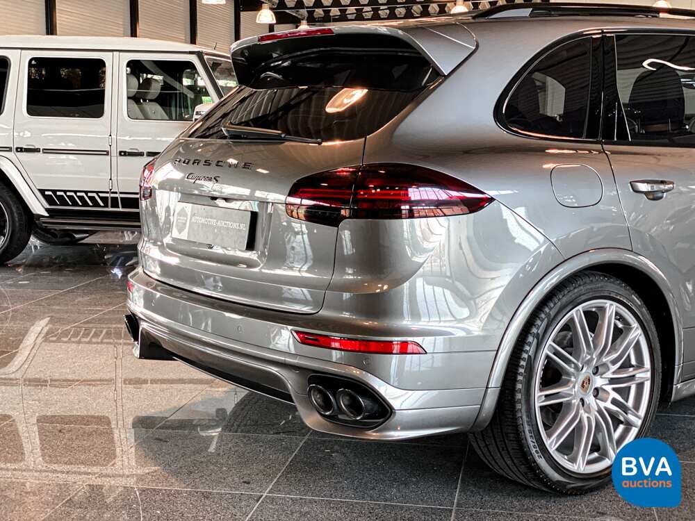 Porsche Cayenne 4.2 DS SportChrono 385PS 2017 Facelift -Org. NL, ND-061-B.