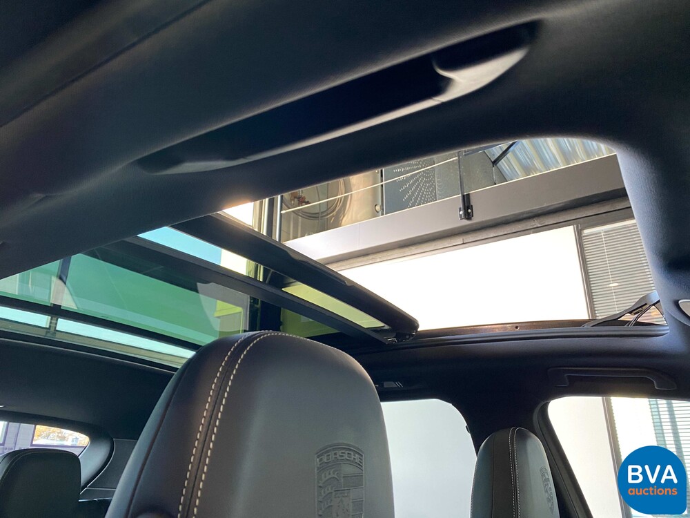 Porsche Cayenne 4.2 DS SportChrono 385PS 2017 Facelift -Org. NL, ND-061-B.