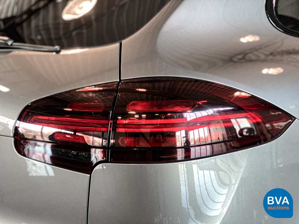 Porsche Cayenne 4.2 DS SportChrono 385PS 2017 Facelift -Org. NL, ND-061-B.