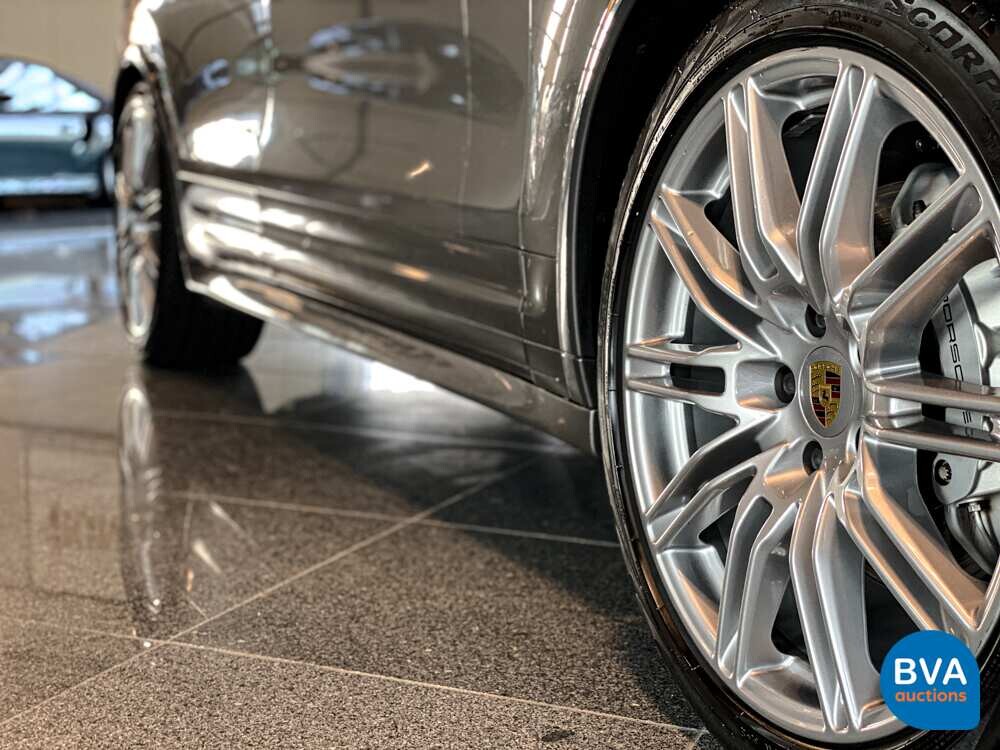 Porsche Cayenne 4.2 DS SportChrono 385PS 2017 Facelift -Org. NL, ND-061-B.