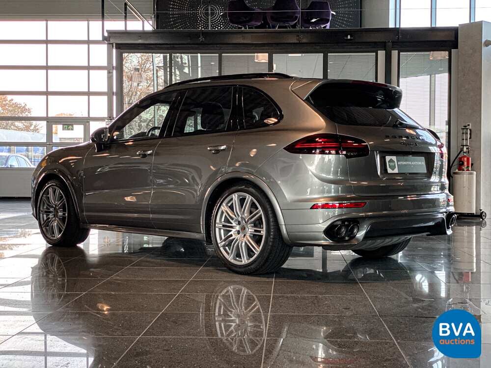 Porsche Cayenne 4.2 DS SportChrono 385PS 2017 Facelift -Org. NL, ND-061-B.