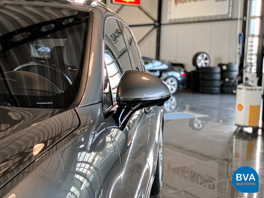 Porsche Cayenne 4.2 DS SportChrono 385PS 2017 Facelift -Org. NL, ND-061-B.