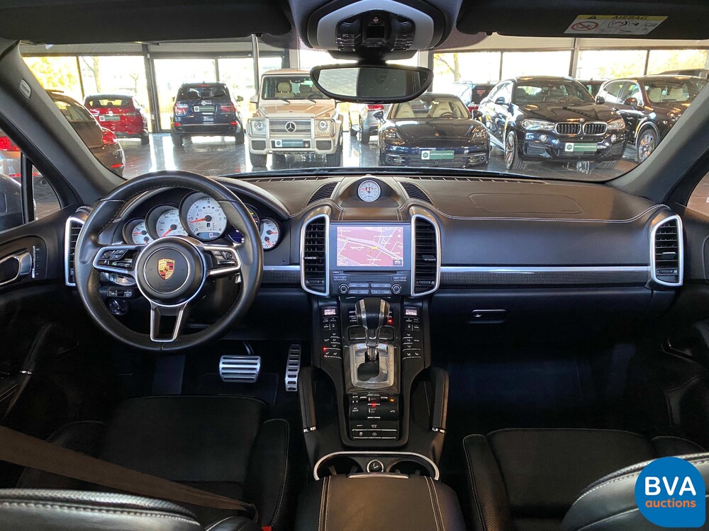 Porsche Cayenne 4.2 DS SportChrono 385PS 2017 Facelift -Org. NL, ND-061-B.