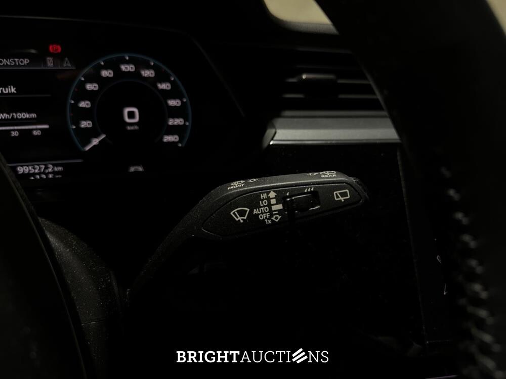 Audi e-tron 55 Quattro 95 kWh 360pk 2019 (Origineel-NL), G-426-HT