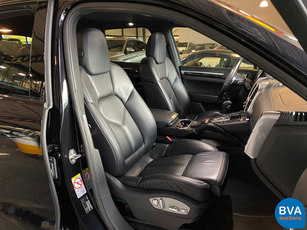 Porsche Cayenne S 4.8 V8 Tiptronic 400pk 2011, 62-XVN-5