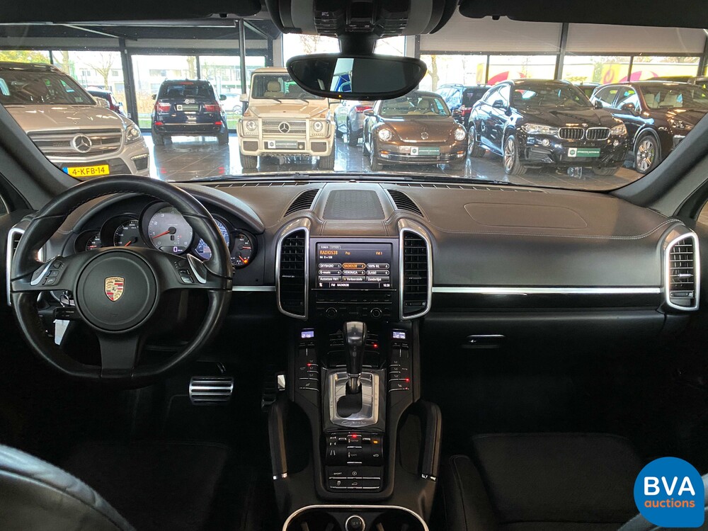 Porsche Cayenne S 4.8 V8 Tiptronic 400pk 2011, 62-XVN-5