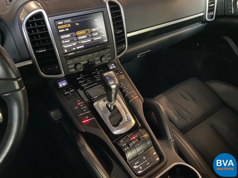 Porsche Cayenne S 4.8 V8 Tiptronic 400pk 2011, 62-XVN-5