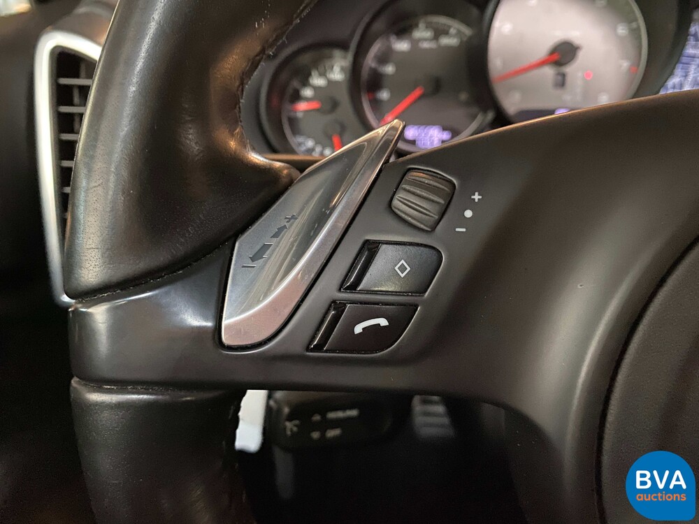 Porsche Cayenne S 4.8 V8 Tiptronic 400pk 2011, 62-XVN-5