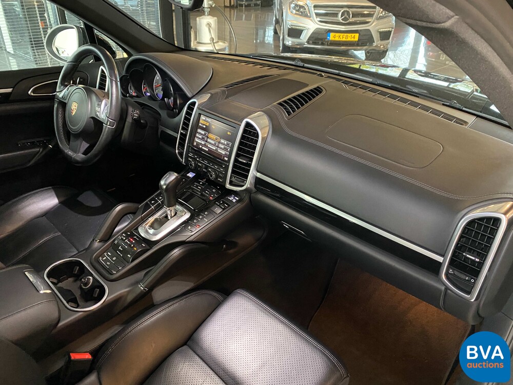 Porsche Cayenne S 4.8 V8 Tiptronic 400pk 2011, 62-XVN-5