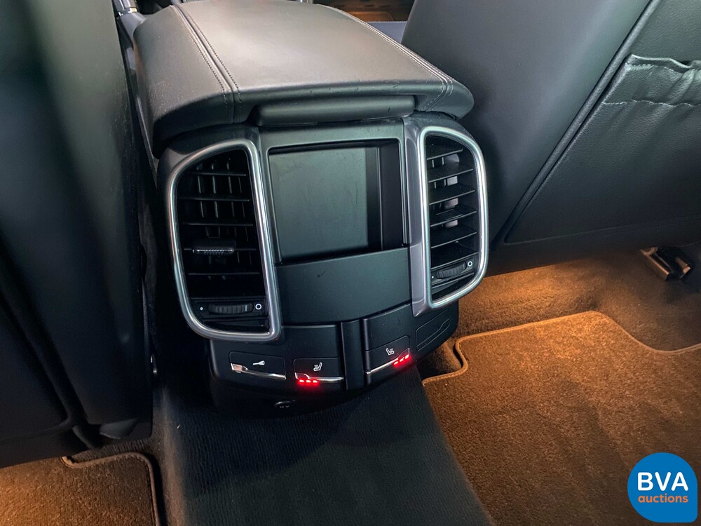 Porsche Cayenne S 4.8 V8 Tiptronic 400pk 2011, 62-XVN-5