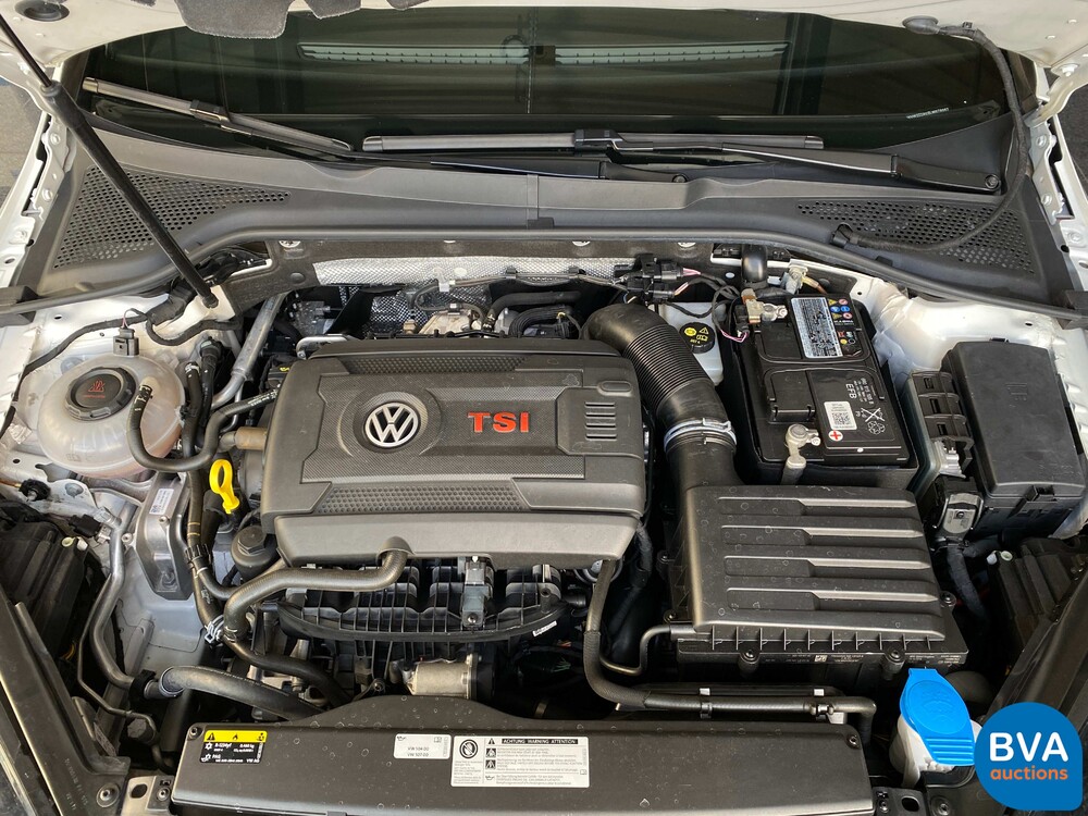 Volkswagen Golf GTI2.0 TSI Performance 245 PS 2020 FACELIFT, K-876-HF.