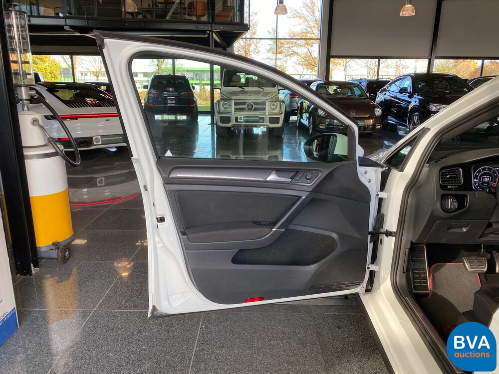 Volkswagen Golf GTI 2.0 TSI Performance 245pk 2020 FACELIFT, K-876-HF