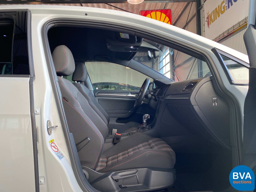 Volkswagen Golf GTI 2.0 TSI Performance 245pk 2020 FACELIFT, K-876-HF