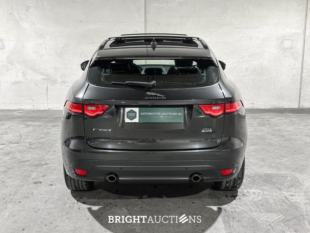 Jaguar F-PACE 2.0t AWD Portfolio 250pk 2019 (Origineel-NL), XH-556-V