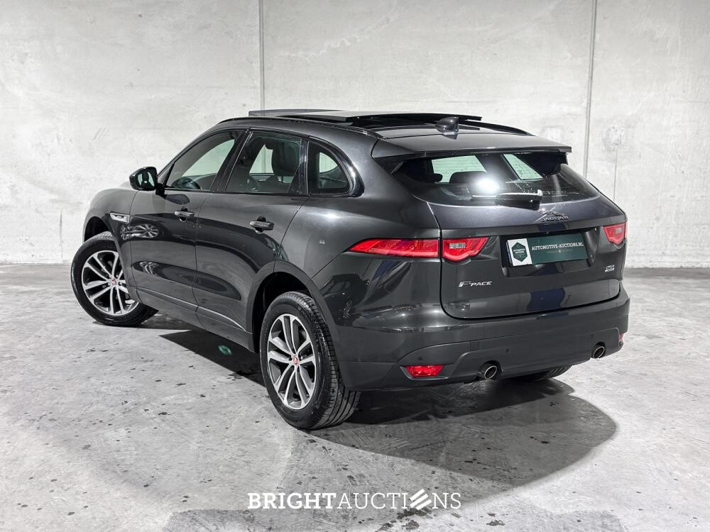 Jaguar F-PACE 2.0t AWD Portfolio 250pk 2019 (Origineel-NL), XH-556-V