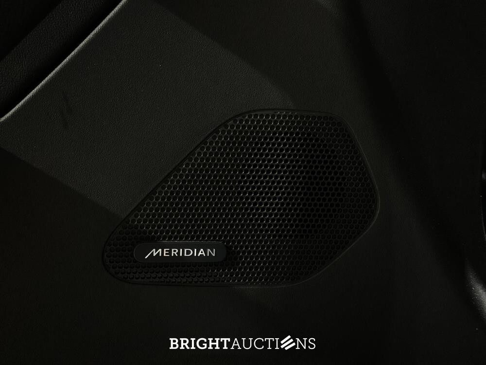 Jaguar F-PACE 2.0t AWD Portfolio 250pk 2019 (Origineel-NL), XH-556-V