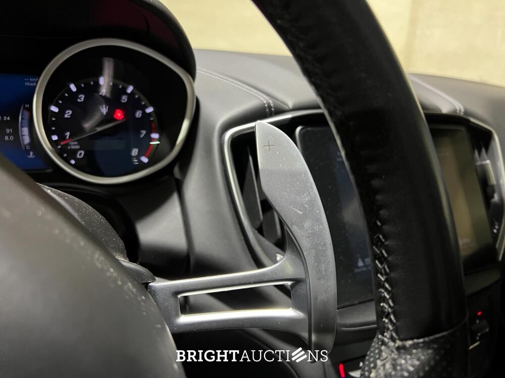 Maserati Ghibli 3.0 V6 GranLusso 349hp 2019 (Original-NL), XJ-658-T