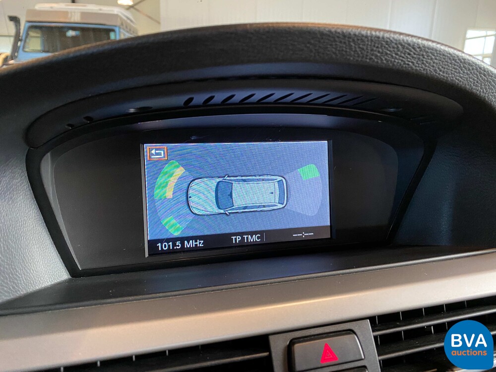 BMW 320i Executive 3-serie Touring 170pk 2008, 39-JFR-9