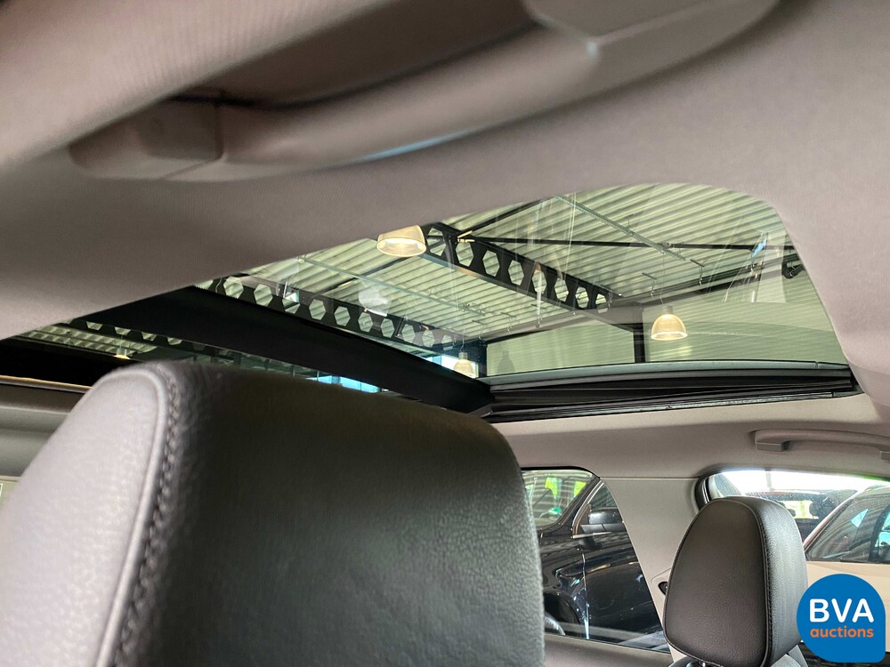 BMW 320i Executive 3-serie Touring 170pk 2008, 39-JFR-9