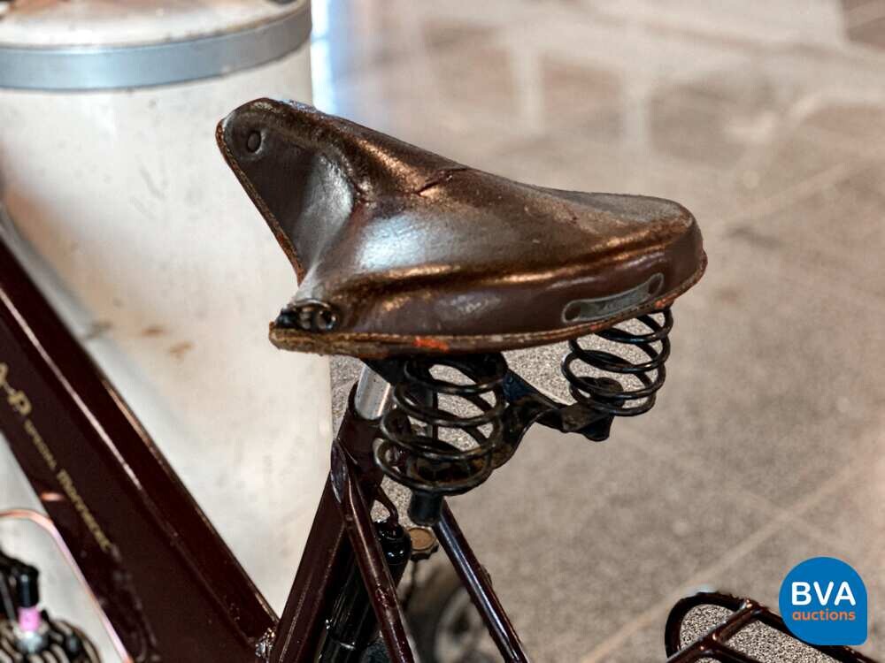 Fiets met VAP4 hulpmotor 48cc 1942